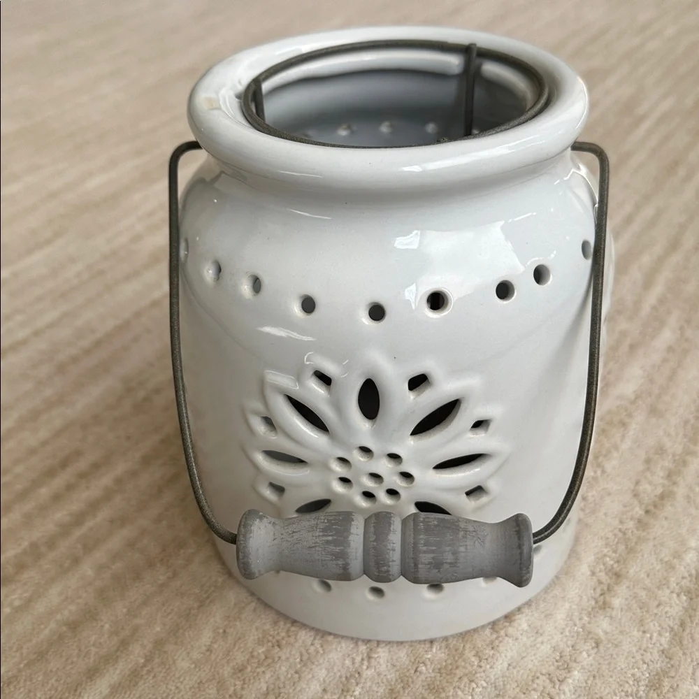 Ceramic White Lantern Flower Cutout Barrel Handle Candle Holder Insert